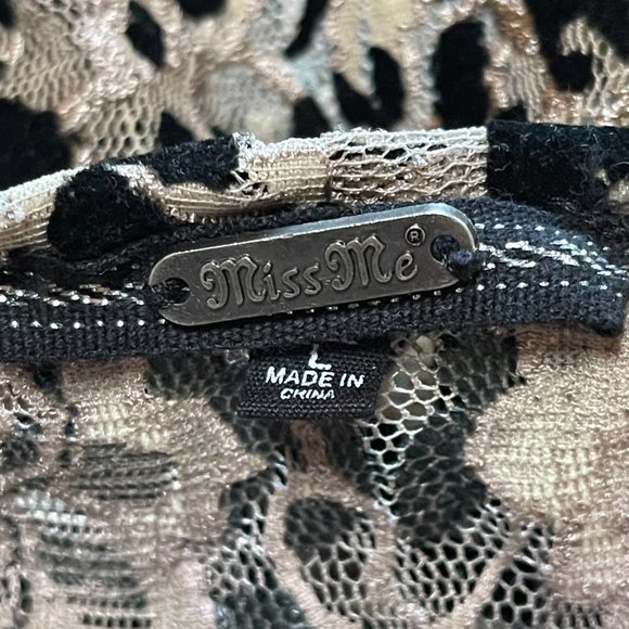 Women's Miss Me Black Velvet and Lace Pattern/Cream Top L - Picture 7 of 7